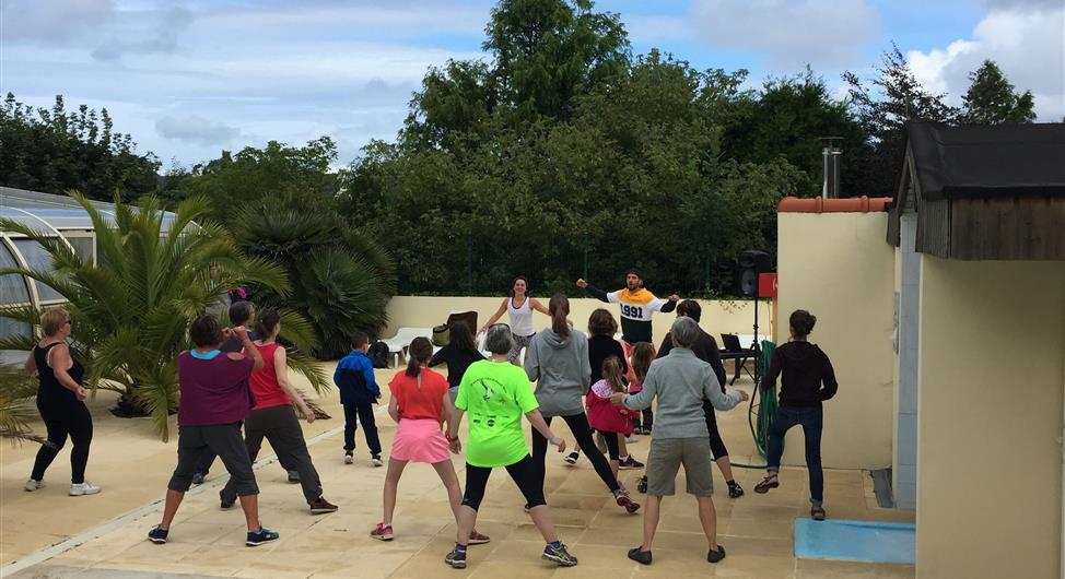 Camping Trébeurden zumba - Camping Armor Loisirs