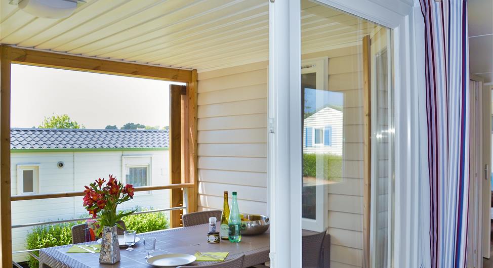 Camping Trébeurden aan de roze granietkust Staanplaats 3 kamers 96 overdekt terras - Camping Armor Loisirs