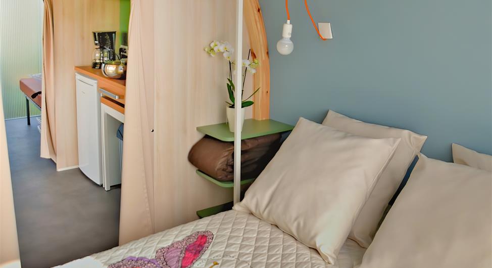 Coco zoet op 3-sterren camping Armor Loisirs in Trébeurden, verhuur van staanplaatsen, stacaravans en chalets, camping met zwembad aan de roze granietkust bij Perros Guirec pluomanach frankrijk -Côtes d'Armor-Bretagne - Camping Armor Loisirs