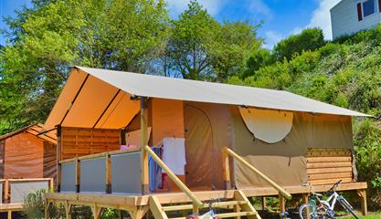 Lodge camping 3 étoiles Armor Loisirs à Trébeurden, location emplacements, mobil homes et chalet, camping piscine sur la Côte de Granit Rose près de Perros Guirec ploumanach-Côtes d'Armor-Bretagne - Camping Armor Loisirs