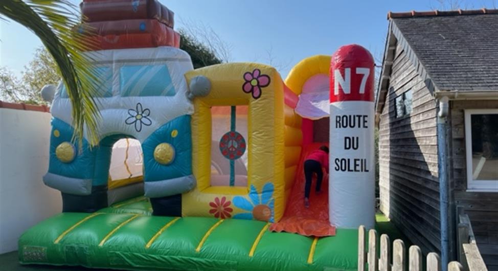Camping Trebeurden - Opblaasbaar plezier voor kinderen - Camping Armor Loisirs